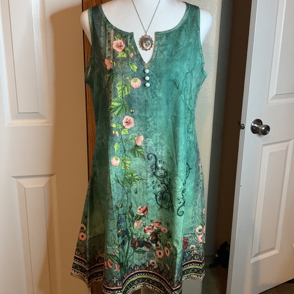 Floral print notched neck mini dress NWOT - Picture 2 of 4